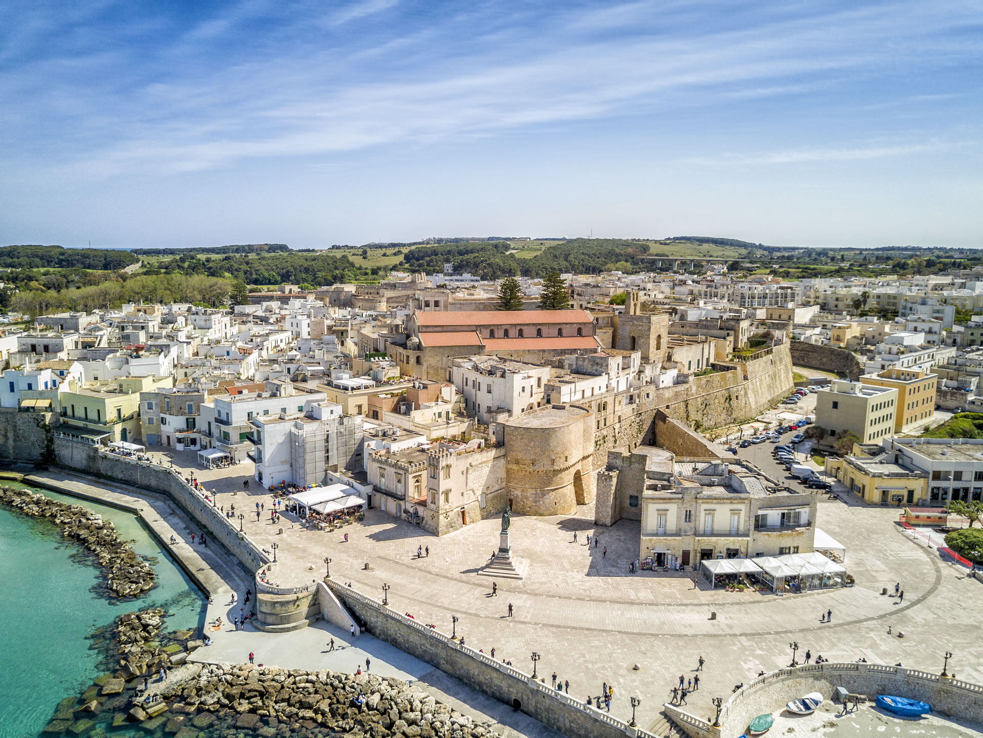 Otranto-il-mare-Adriatico-incontra-l-Oriente-a-tavola